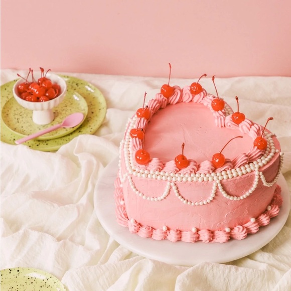 Wilton Cake Pans Easy Layers & Heart - Picture 2 of 10